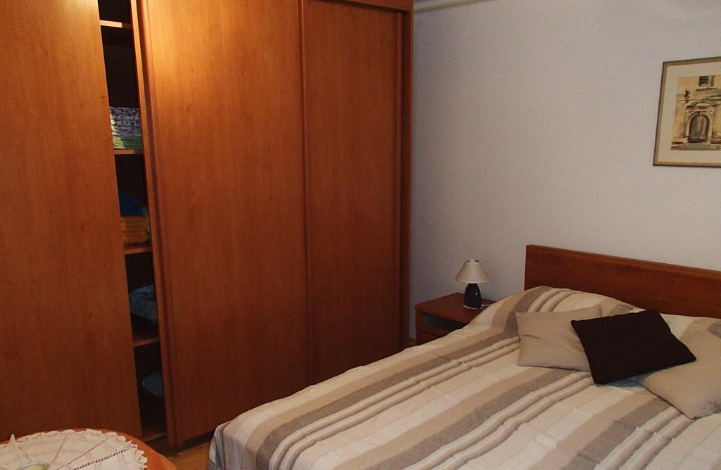 Apartment Eni روفينج الغرفة الصورة